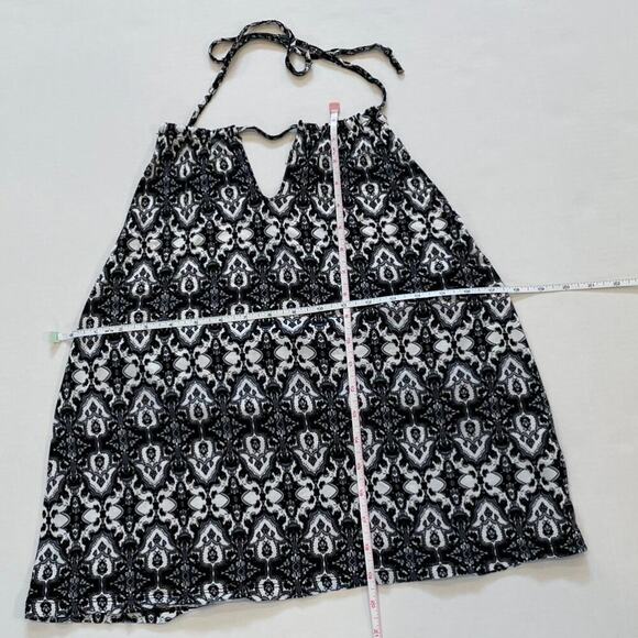 Lascana Black & White Geometric Print Keyhole Tie Halter Top, Low Back 8/10 - Picture 9 of 11